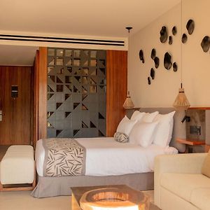 Junior Suite Panoramic View King